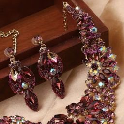 SOHI Maroon Statement Necklace & Earring Set-27