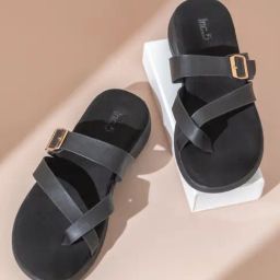 Inc.5 Women's Black Toe Ring Sandals-image-44
