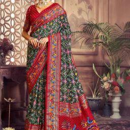 Satrani Green & Red Printed Saree With Unstitched Blouse-image-43