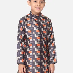 TABARD Boys Grey & Orange Geometric Printed Kurta-picture-22