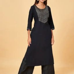 Rangmanch by Pantaloons Black Embroidered Straight Kurta-image-45