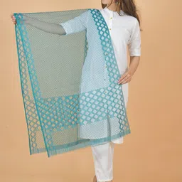 LA FEMINAE Dupatta-picture-26
