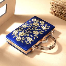 Anouk Embellished Box Clutch-picture-15