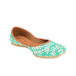 DESI COLOUR Women Printed Ethnic Mojaris-34