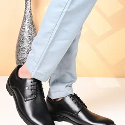 Carlton London Men Leather Derbys-image-56