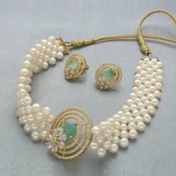 Sri Jagdamba Pearls White & Green Haarshini Pearl Choker Necklace for Women-39