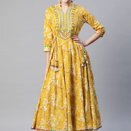 Readiprint Fashions Women Mustard Yellow & White Floral Printed Floral Anarkali Kurta-image-31