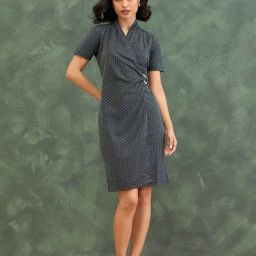 Iconic Grey Straight Fit Geometric Dress-image-34