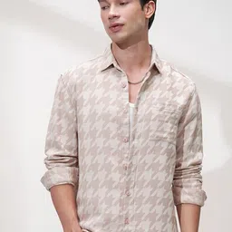 HIGHLANDER Men Comfort Opaque Casual Shirt-picture-49