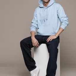 Roadster Men Solid Hooded Sweatshirt-image-39