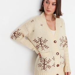 Trendyol Women Off White Fair Isle Cardigan Sweater-image-11