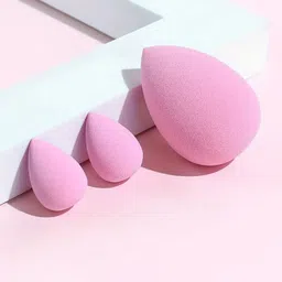 Facejewel Set Of 3 Mini Puffs & Set Of 3  Triangle Powder Puff With Set Of 6 Mini Blender image 2