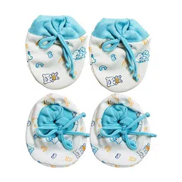 Bigbought Infants Pack Of 3 Printed Mittens & Booties image 2