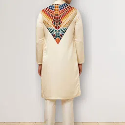 PulseIQ Men Geometric Printed Kurta with Pyjama image 4