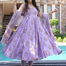Wedani Floral Printed Thread Work Square Neck Anarkali Kurta With Palazzos And Dupatta-image-16