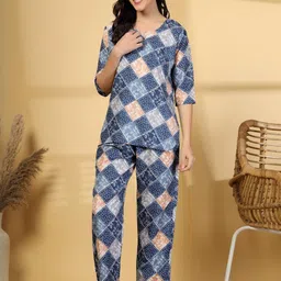 KLOTTHE Women Geometric Printed Pure Cotton Night suit-16