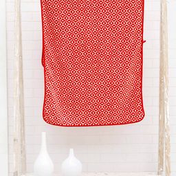 Ariana Red & White Geometric-Print Superior High Absorbent 400 GSM Bath Towel-28