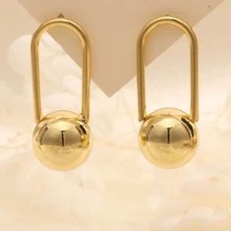 DressBerry Teardrop Shaped Drop Earrings-9