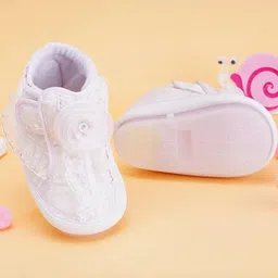 NESKA MODA 15 To 18 Months Girls Satin Velcro Chu Chu Music Shoes/ Booties-8