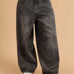 WROGN Men Comfort Mid-Rise Heavy Fade Jeans-image-28