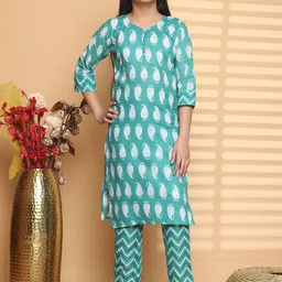 A TO Z CART Girls Paisley Printed Straight Kurta with Trousers-image-38