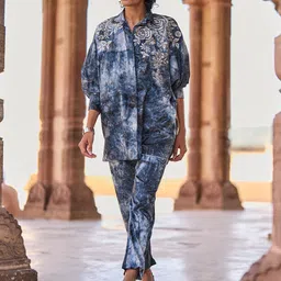Dash and Dot Embroidered Shirt With Trouser-11