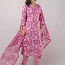 Jasoriya Floral Printed V-Neck Pure Cotton Straight Kurta With Trousers & Dupatta-picture-11