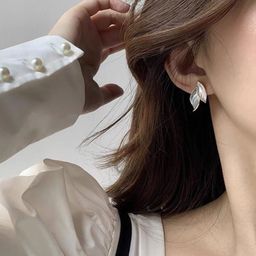 kazare Contemporary Studs Earrings image 2