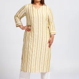 Sizeupp Striped Plus Size Round Neck Top with Trousers Co-Ords-3