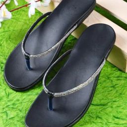 The White Pole Women's Black Casual Sandals-image-36