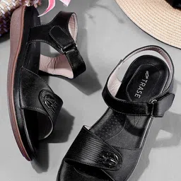 TRASE Women One Toe Flats with Laser Cuts-53