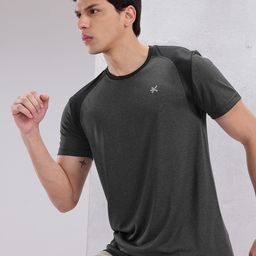 HRX by Hrithik Roshan Men Contrast Panel Rapid-Dry Training T-shirt-image-41