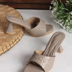 Carlton London Women's Grey Casual Sandals-image-44