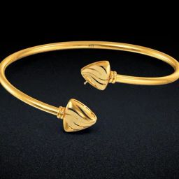 Joyalukkas 22k Yellow Gold Triangular Sparkle Bangle for Women-image-3