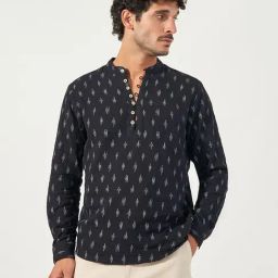 Styli Black Cotton Relaxed Fit Print Shirt-picture-40