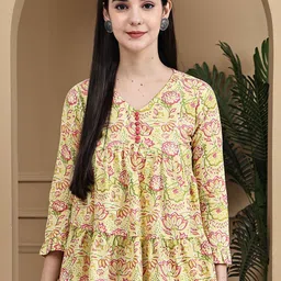 Roly Poly Women Floral Printed Pure Cotton Top-picture-10