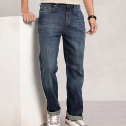 Nautica Men Relaxed Fit Mid-Rise Light Fade Stretchable Jeans-picture-16