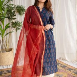 The Indian Ethnic Co Red Kota Doria Cotton Dupatta with Gold Zari Border-41