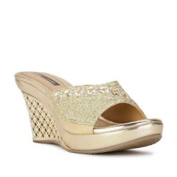 Bata Women's CLAUDIA E 23 Gold Ethnic Wedges-image-34
