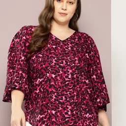 Qurvii+ Plus Size Animal Print Flared Sleeves Crepe Longline Top-15