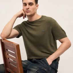 The Bear House Green Regular Fit Solid T-Shirt-12