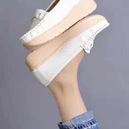 Shoetopia Kids White Wedge Loafers-image-39