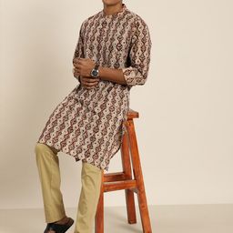 Taavi Men Beige & Maroon Kalamkari Printed Pure Cotton Kurta-12