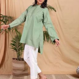 Mushio Green Hariyali Handwoven Khadi Kurta-36