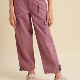 Vero Moda Girls Solid Loose Fit High-Rise Cargos Trousers-image-88