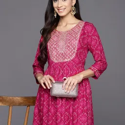 Libas Bandhani Yoke Design High Slit Sequinned Kurta-image-86