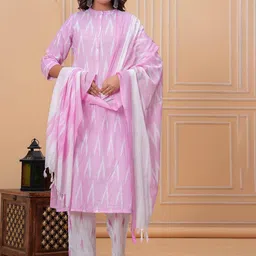 Chandbaali Women Regular Pure Cotton Kurta with Trousers-image-4