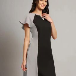 Brinns Grey & Black Regular Fit Color-Block Dress image 4