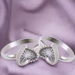 Taraash 925 Sterling Silver Antique Heart Adjustable Toe-Rings for Women-image-56