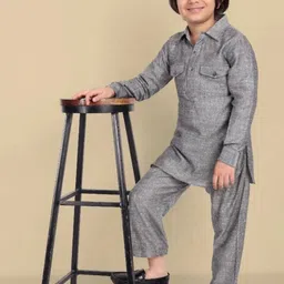 Mera Rang Boys Regular Thread Work Kurta with Salwar image 4